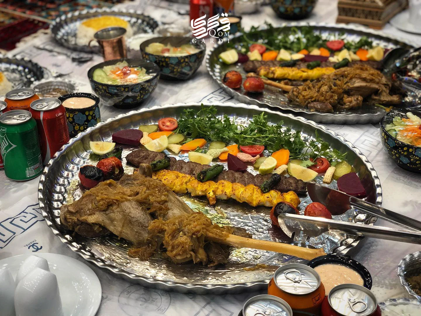 سینی ویژه رستوران سنتی باغ صبا